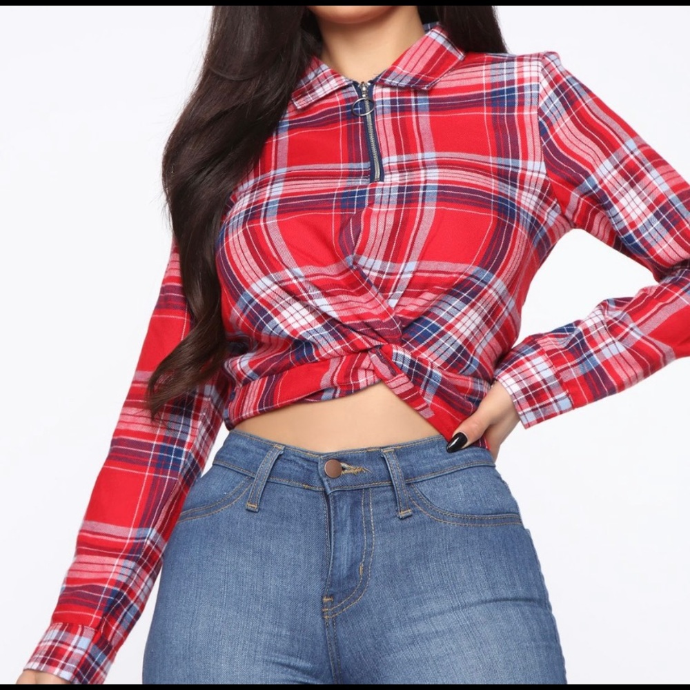 Twist plaid top NWOT